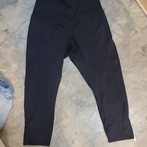 Ruby Ribbon Black Leggings